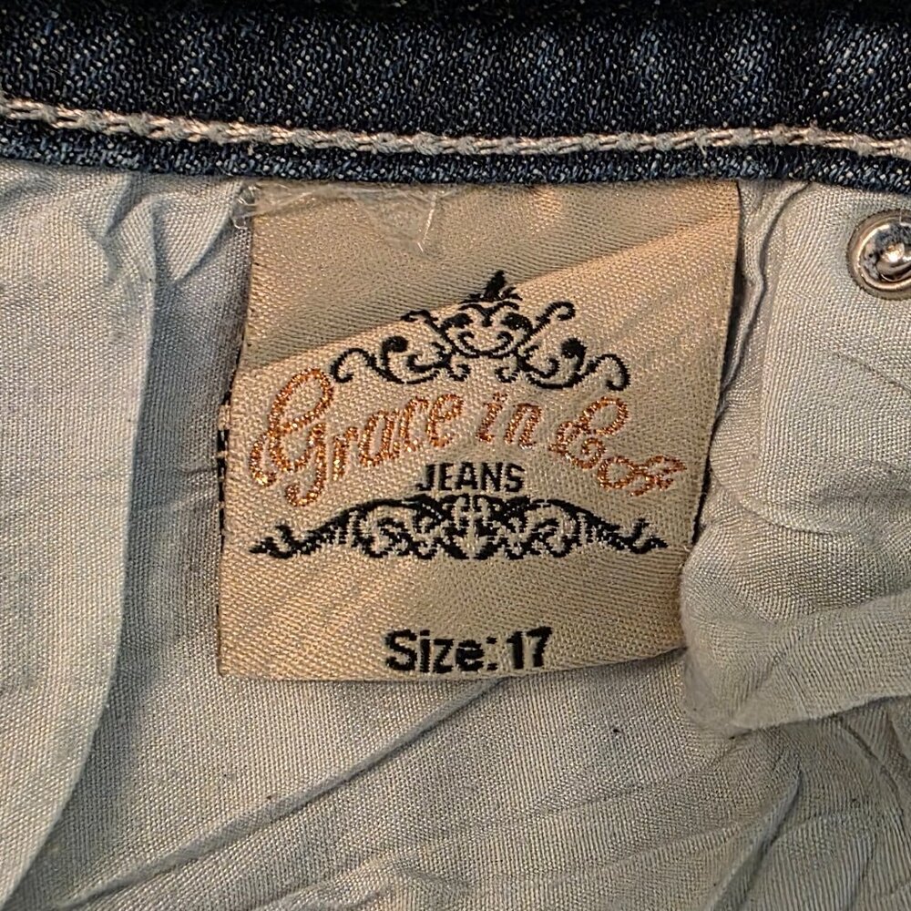 Grace in LA women's distressed denim jeans, size 17. - Picture 7 of 11